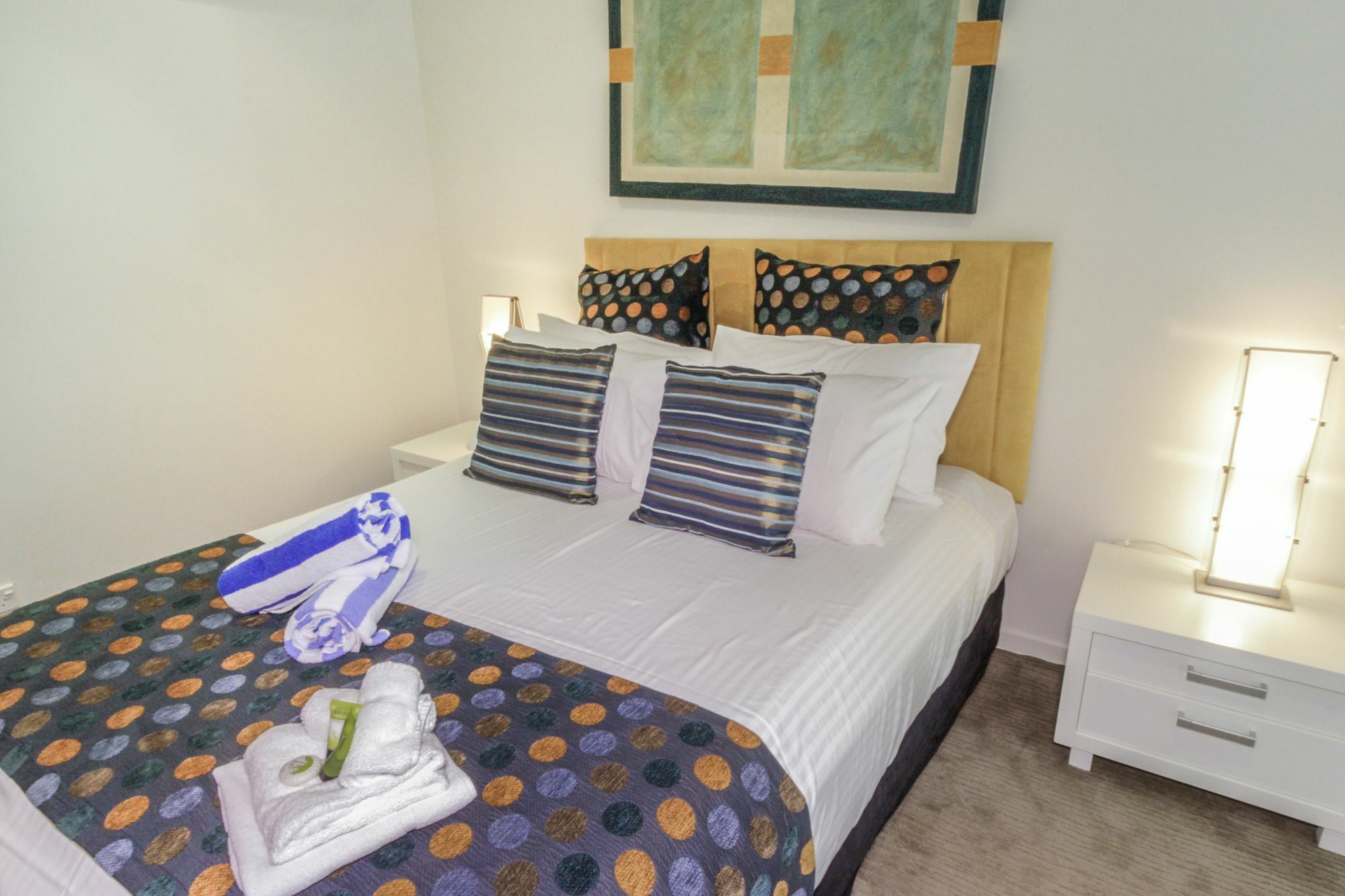 Island Views Beachfront Apartments Palm Cove Bagian luar foto
