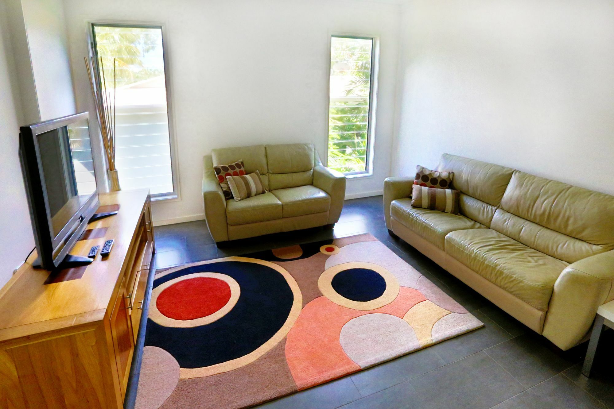 Island Views Beachfront Apartments Palm Cove Bagian luar foto